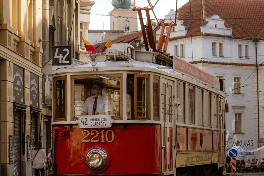 Historic Tram Line 42 (24 h)